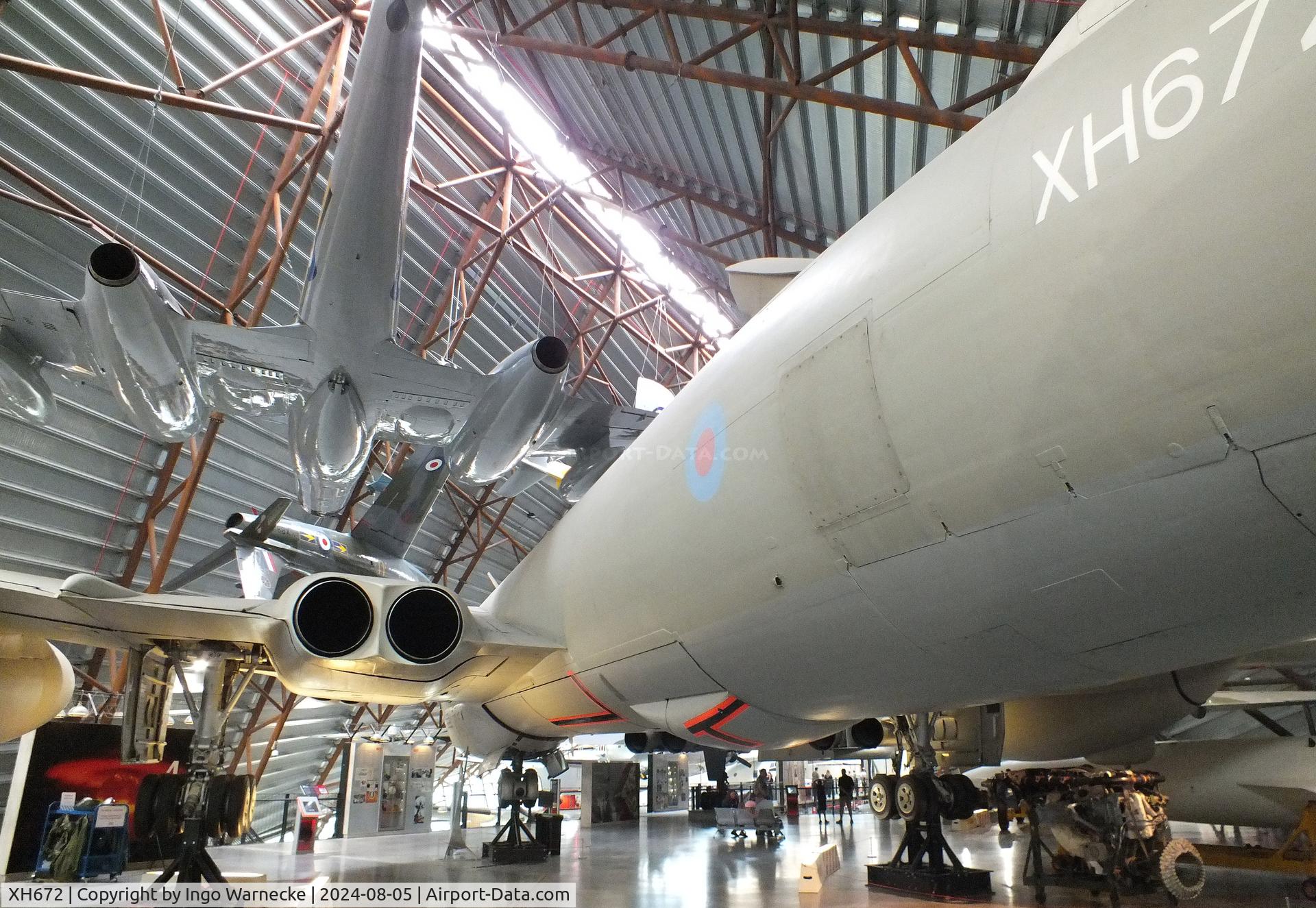 XH672, 1960 Handley Page Victor K.2 C/N HP80/57, Handley Page Victor K2 at the RAF Museum Cosford