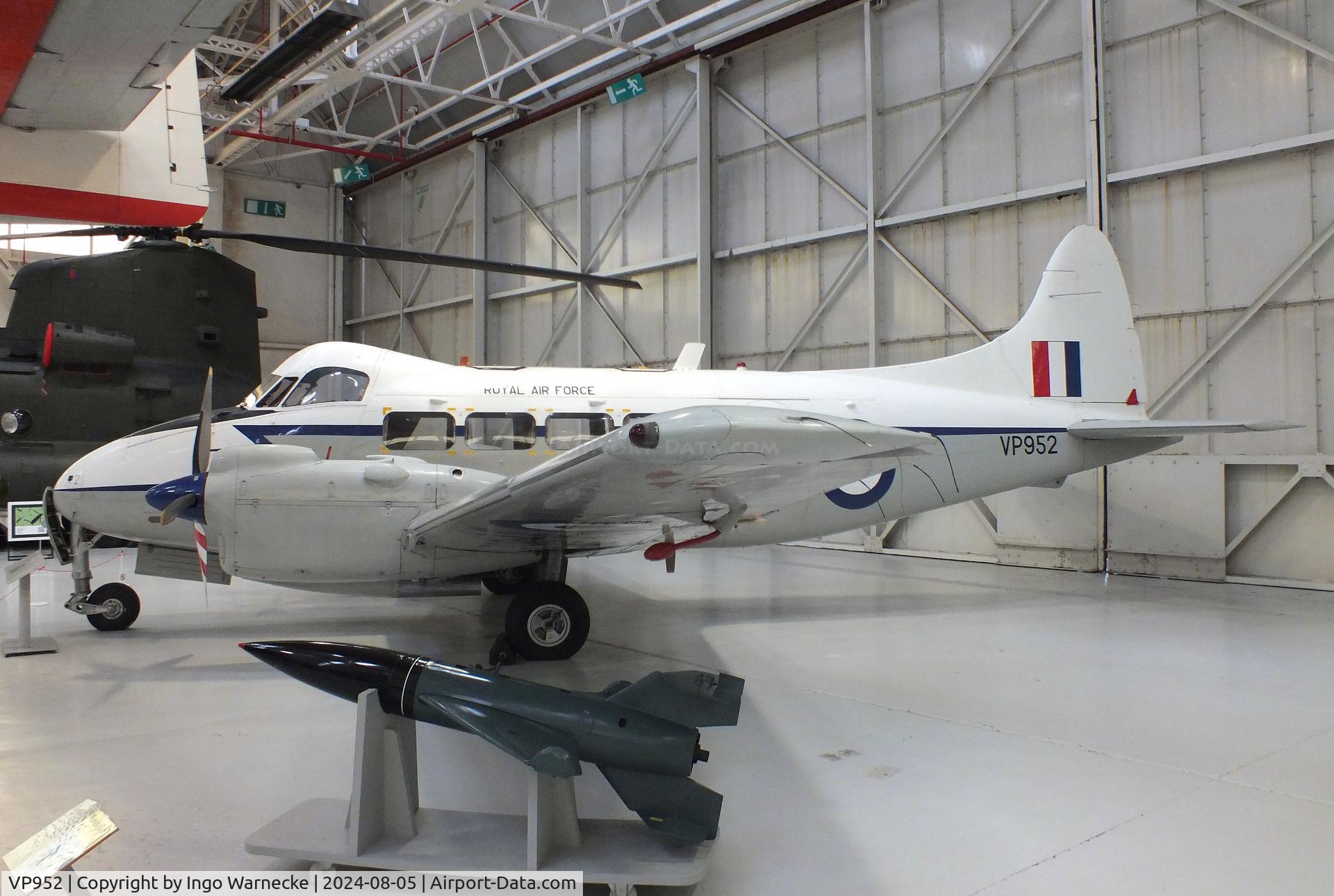 VP952, De Havilland DH-104 Devon C.2 C/N 04048, De Havilland D.H.104 Devon C2 at the RAF Museum Cosford