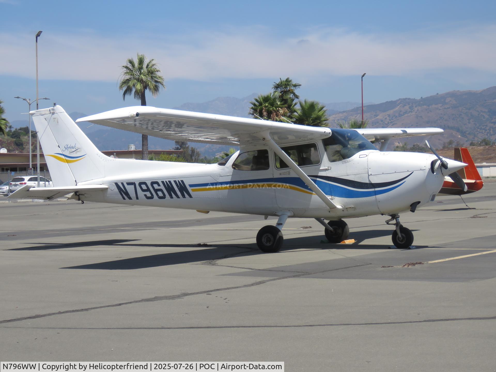 N796WW, 2000 Cessna 172S C/N 172S8635, Parked in transit parking