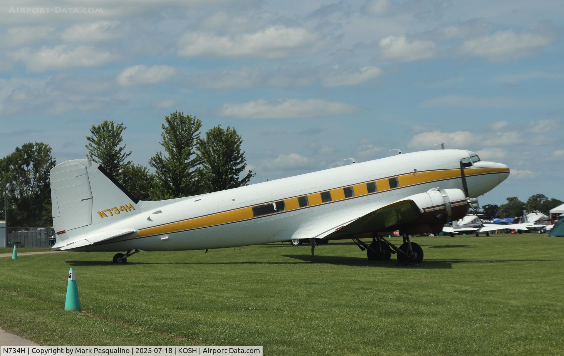 N734H, 1942 Douglas DC-3 (C-47-DL) C/N 4727, Douglas DC-3