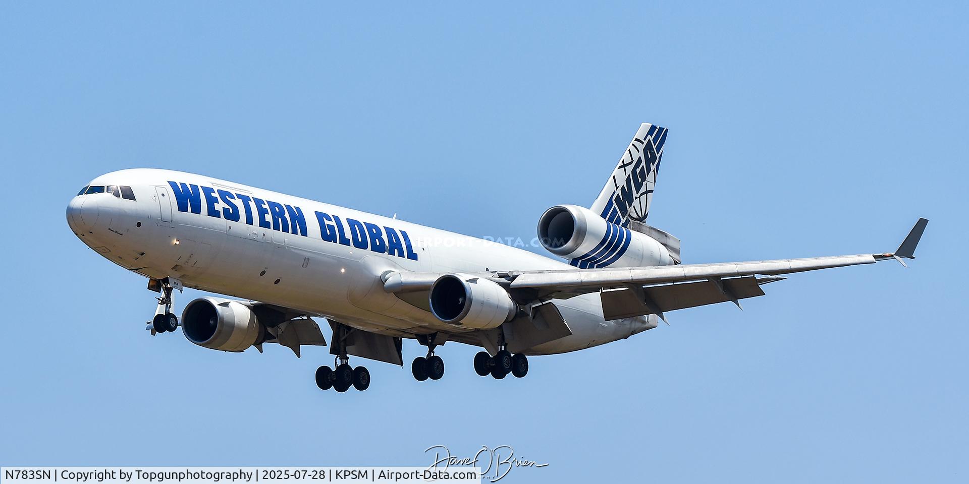 N783SN, McDonnel Douglas MD11F C/N 48783, Western Global inbound RW34