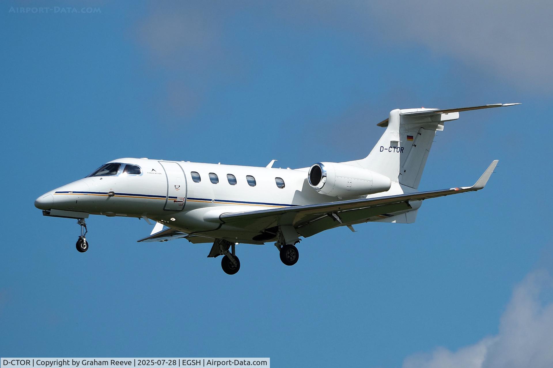 D-CTOR, Embraer EMB-505 Phenom 300 C/N 50500481, Landing at Norwich.