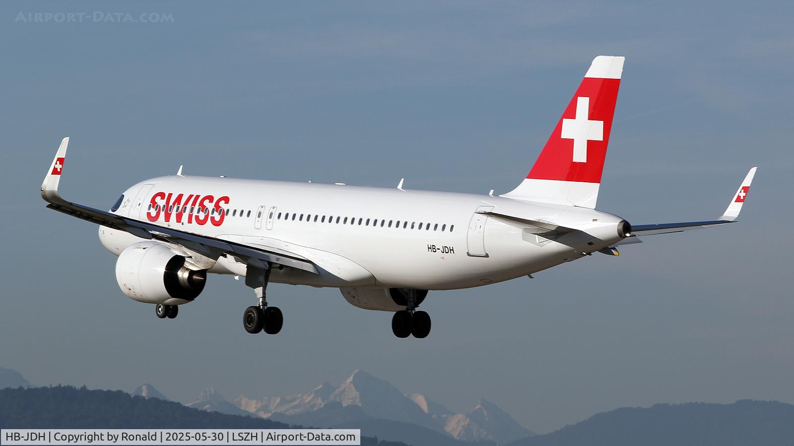 HB-JDH, 2024 Airbus A320-271 Neo C/N 12338, at zrh
