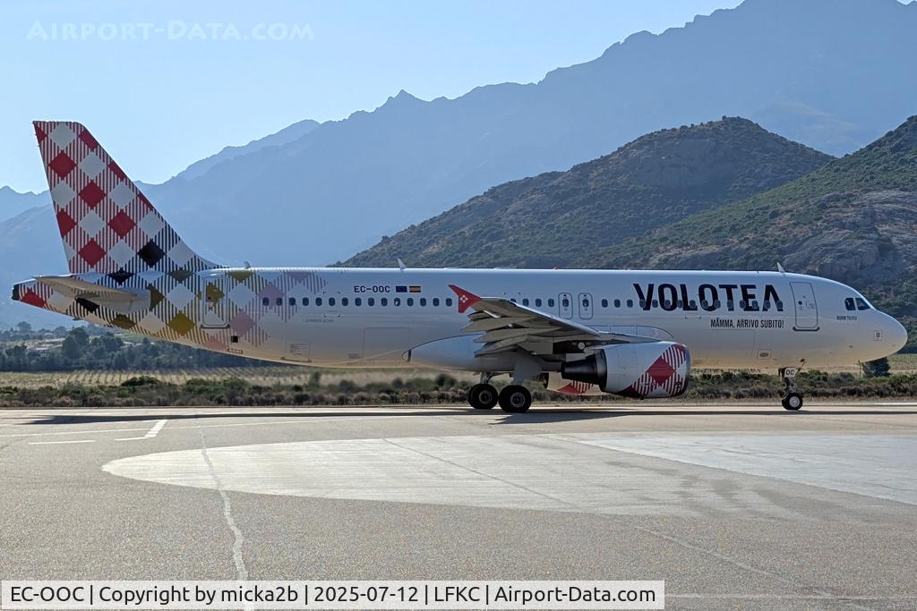 EC-OOC, AIRBUS A320-214 C/N 4347, Taxiing