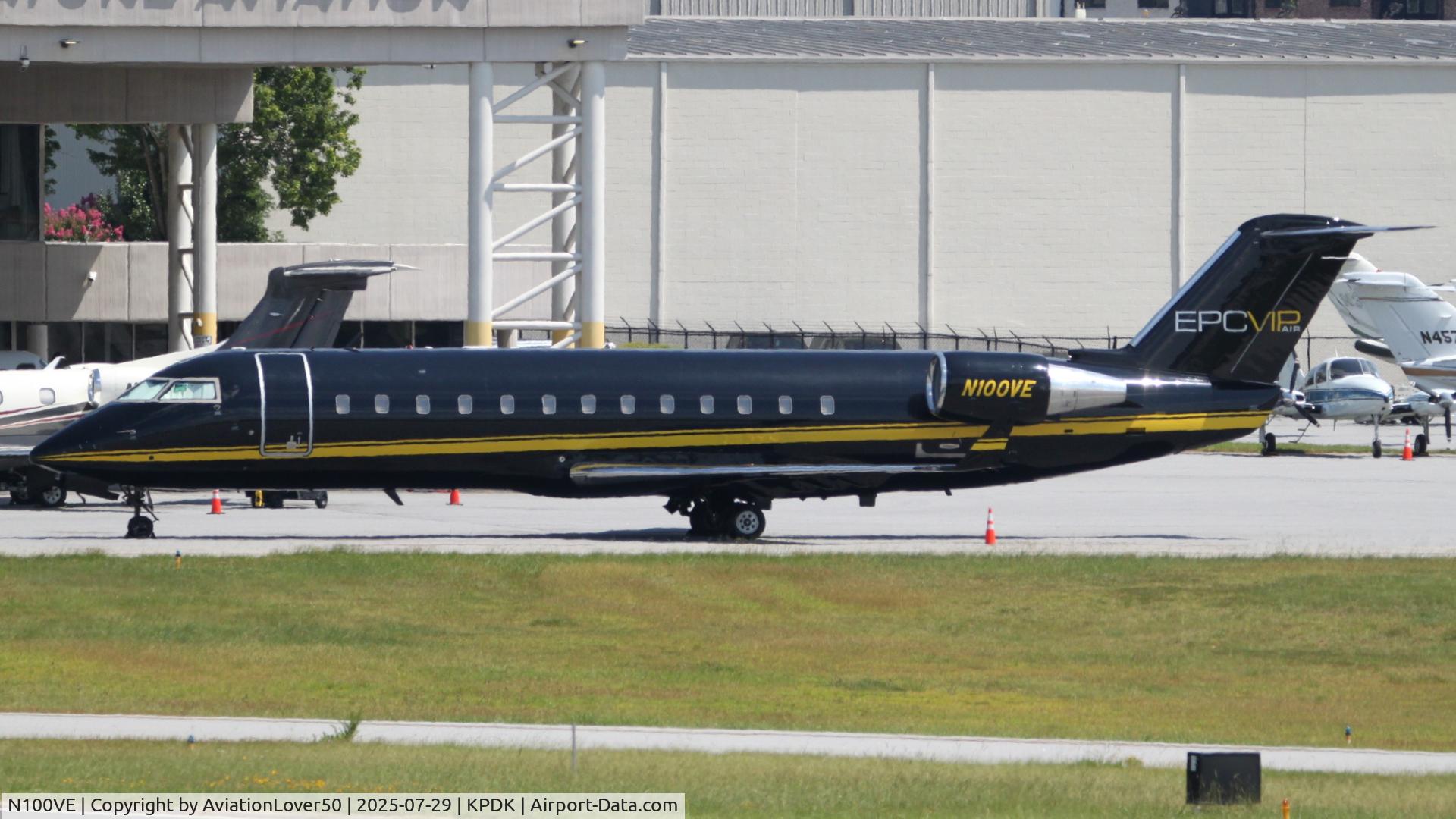 N611BF, 2016 Bombardier BD-700-1A10 Global 6000 C/N 9774, Challenger 850
