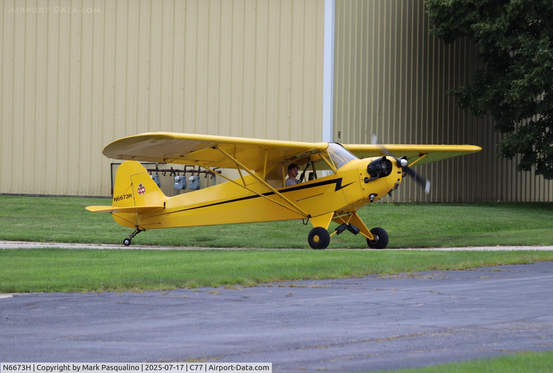 N6673H, 1946 Piper J3C-65 Cub C/N 19877, Piper J3C-65