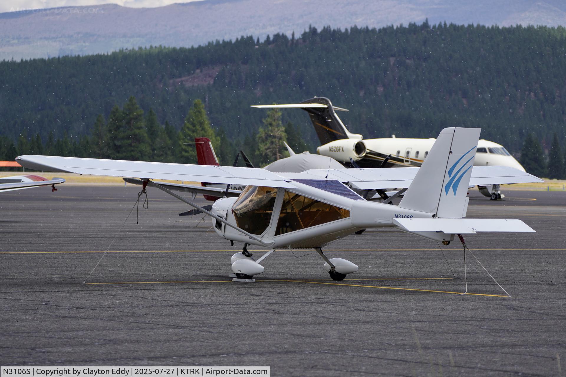 N3106S, 2005 Pfotenhauer Ingo A A-22 VALOR C/N SA-22-089, Light rain. Truckee Tahoe airport in California 2025