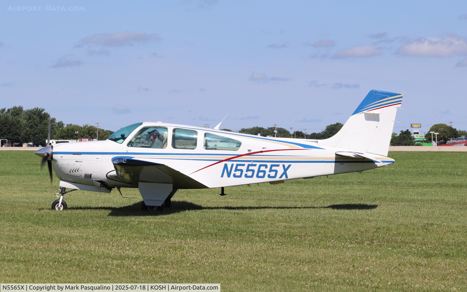 N5565X, 1990 Beech F33A Bonanza C/N CE-1485, Beech F33A