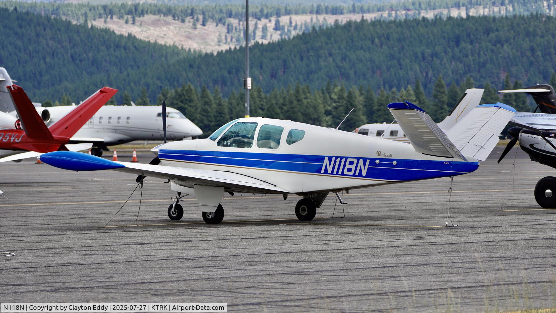 N118N, 1960 Beech M35 Bonanza C/N D-6427, Truckee Tahoe airport in California 2025