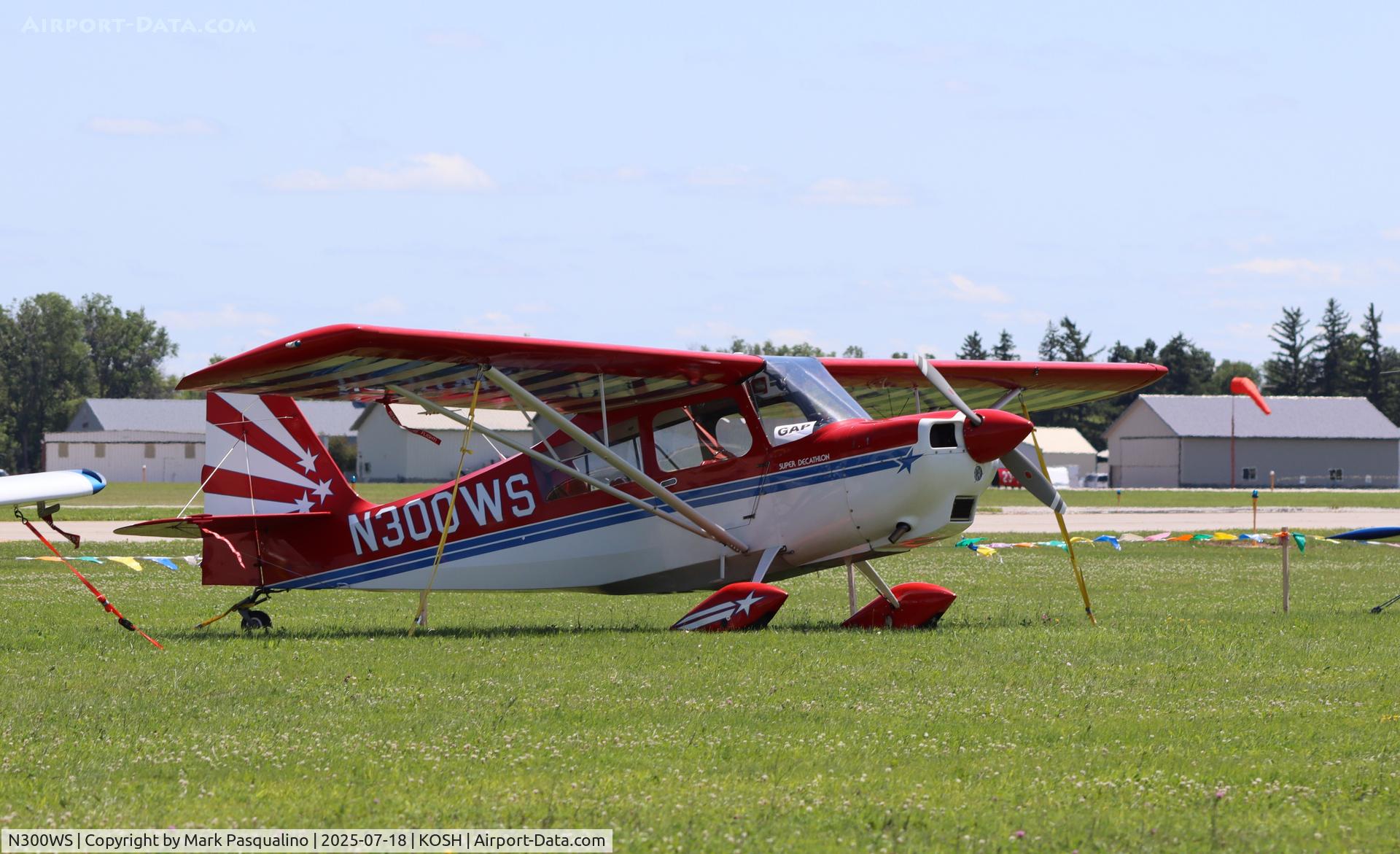 N300WS, 1992 American Champion 8KCAB Decathlon C/N 687-92, American Champion K8CAB
