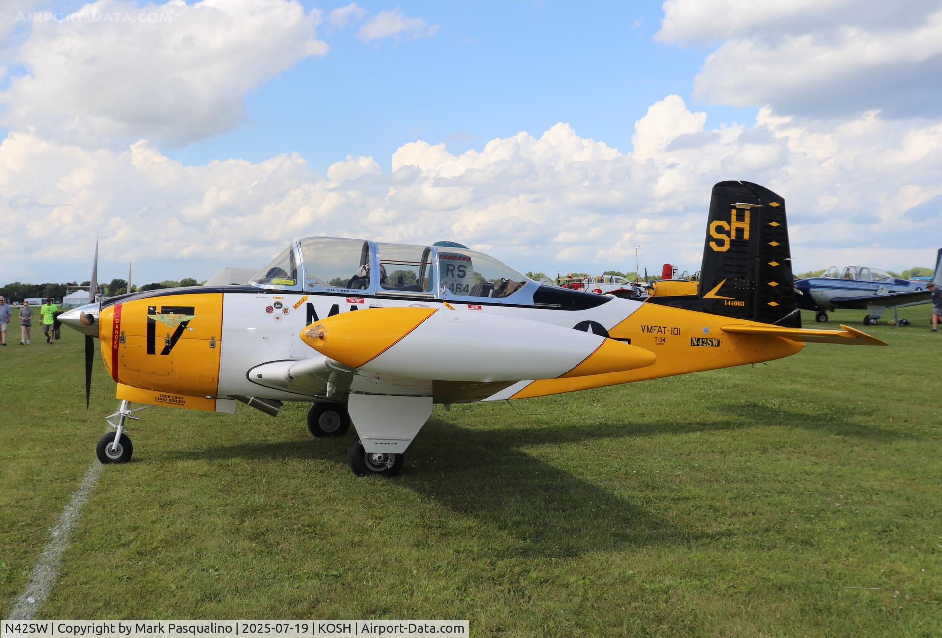 N42SW, 1957 Beech T-34B C/N BG-310, Beech T-34B
