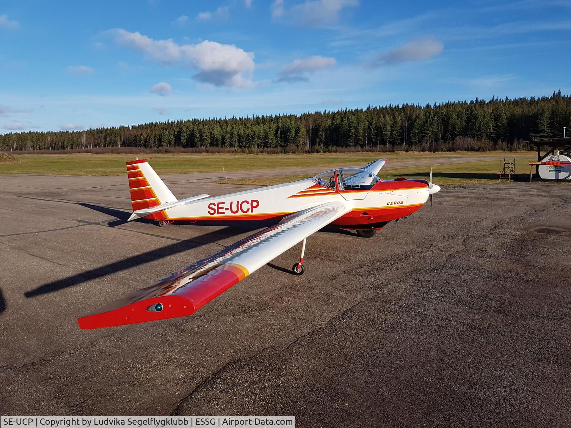 SE-UCP, 1986 Scheibe SF25C 2000 C/N 44393, SE-UCP at ESSG