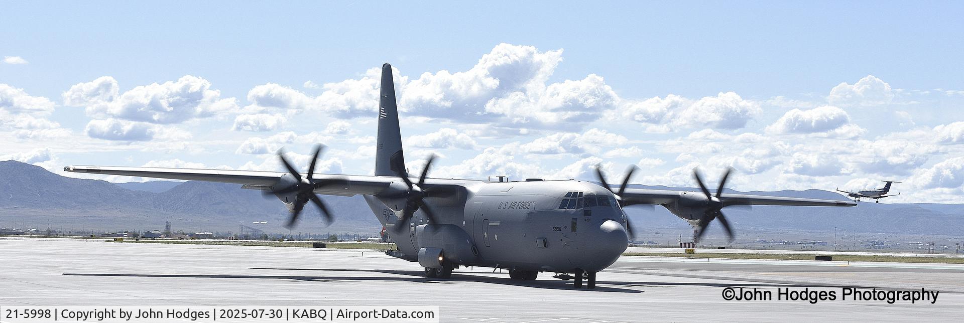 21-5998, 2024 Lockheed C-130J Super Hercules C/N 382-5971, DAWG51 Taxiing in