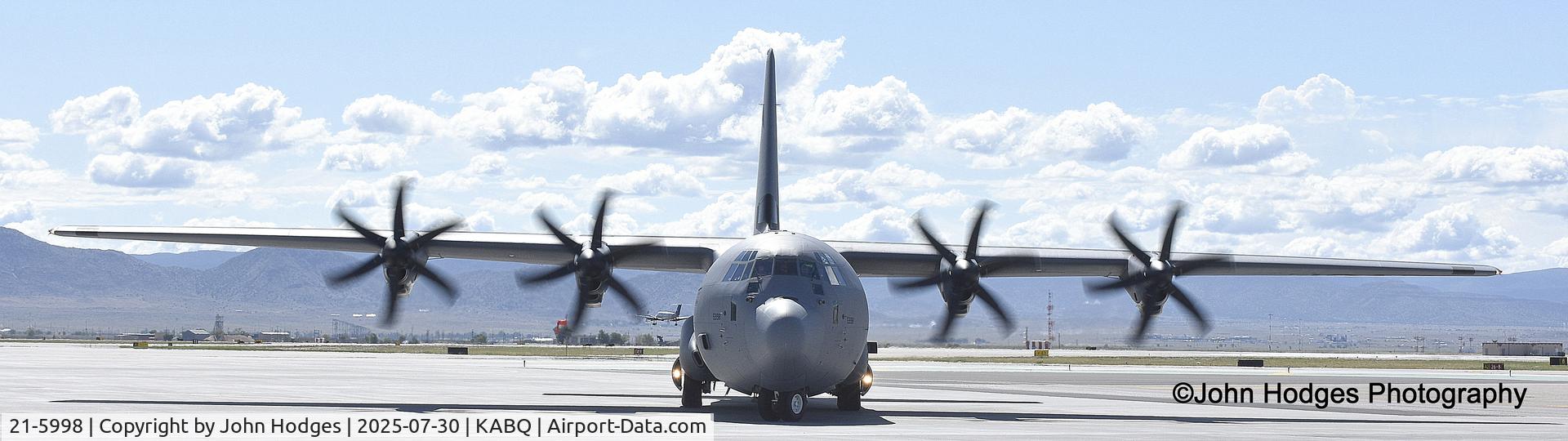 21-5998, 2024 Lockheed C-130J Super Hercules C/N 382-5971, DAWG51 Coming in to park.