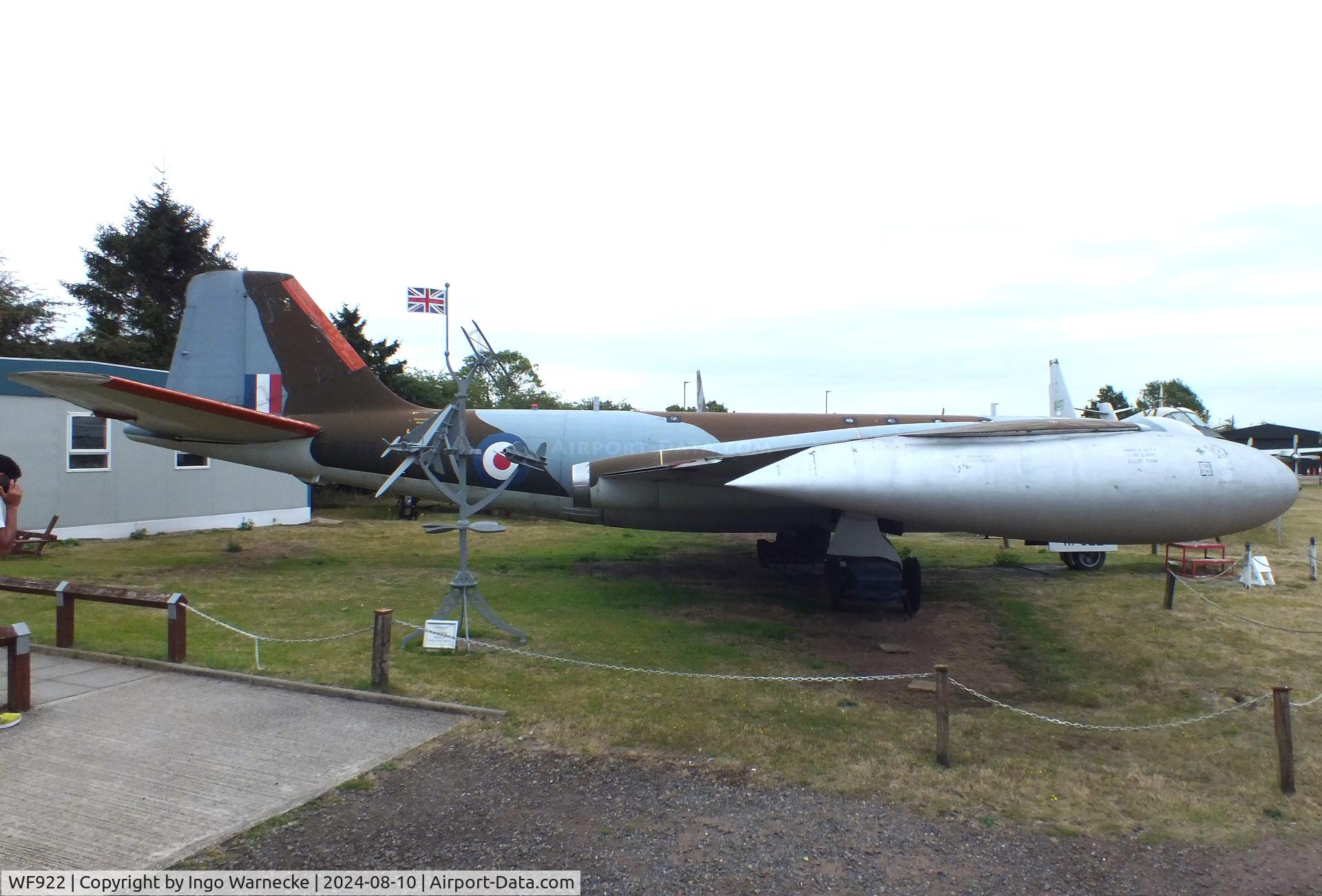 WF922, English Electric PR.3 C/N 71227, English Electric Canberra PR3 at the Midlands Air Museum Coventry