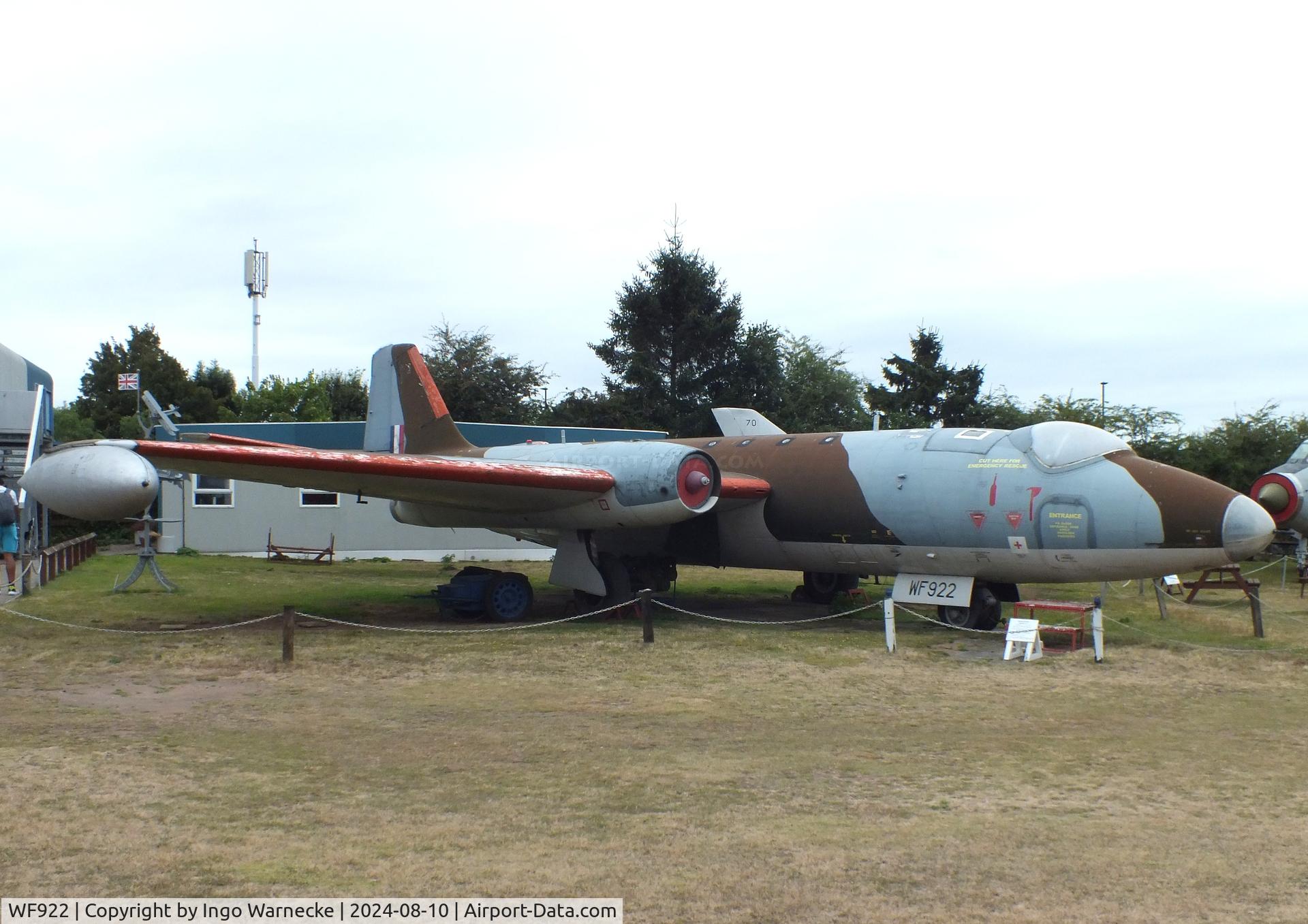 WF922, English Electric PR.3 C/N 71227, English Electric Canberra PR3 at the Midlands Air Museum Coventry