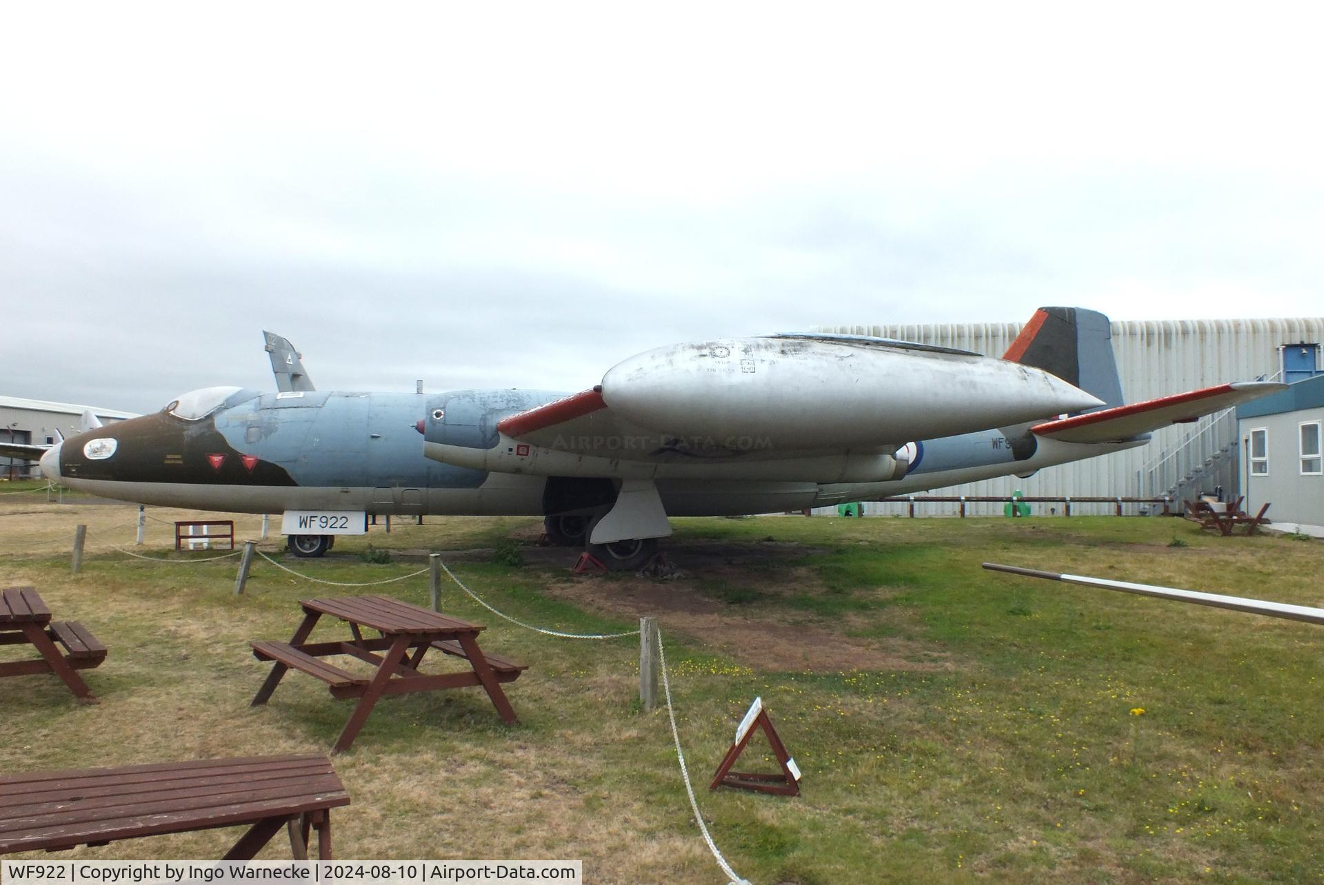 WF922, English Electric PR.3 C/N 71227, English Electric Canberra PR3 at the Midlands Air Museum Coventry