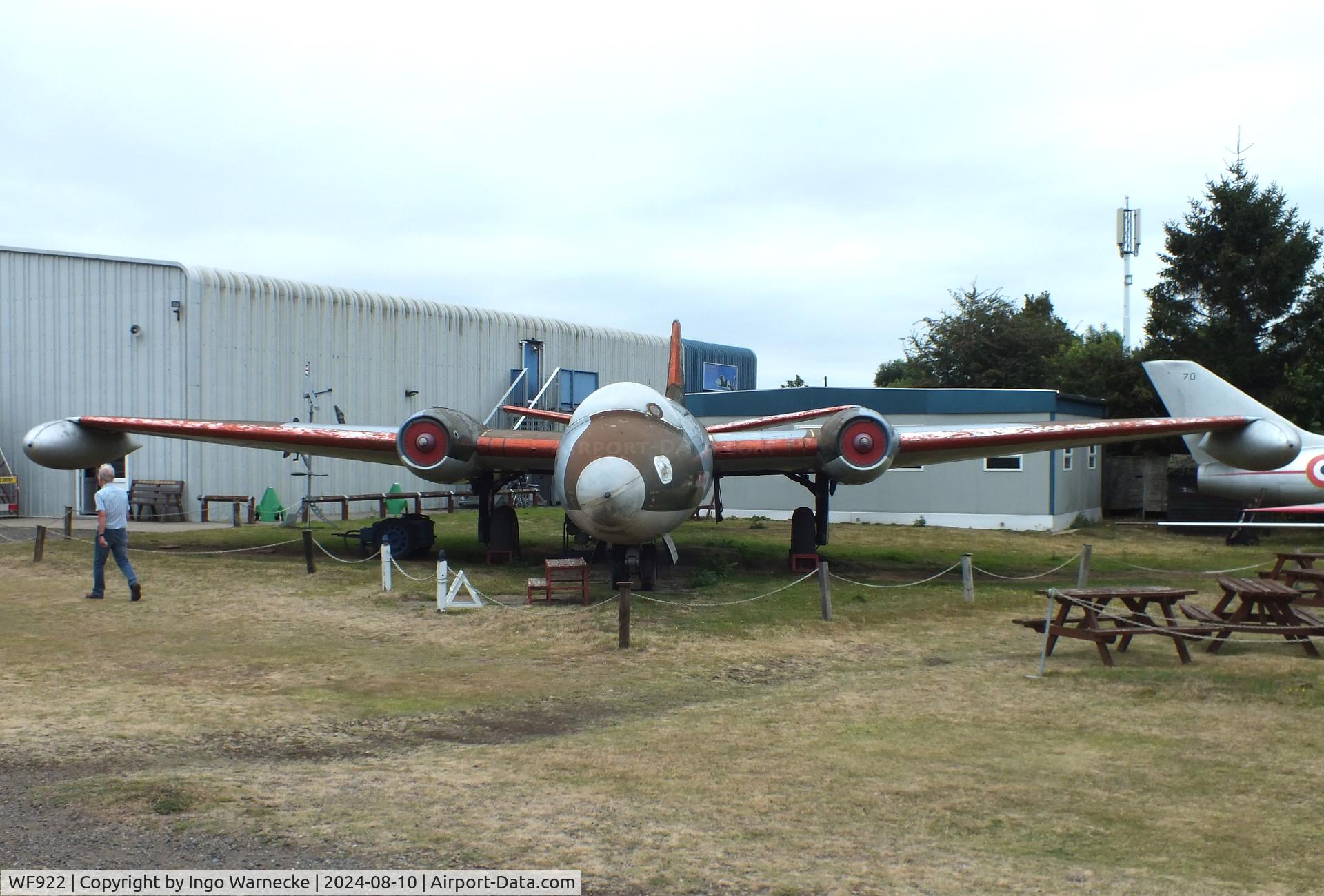 WF922, English Electric PR.3 C/N 71227, English Electric Canberra PR3 at the Midlands Air Museum Coventry