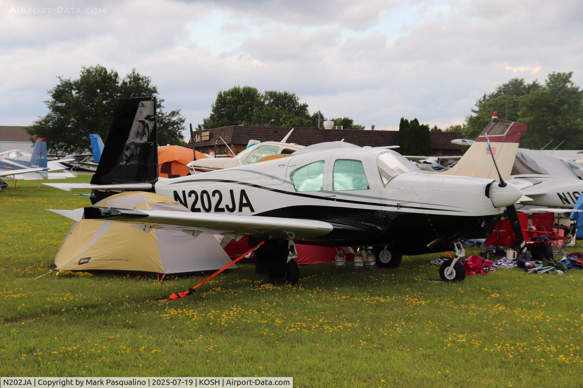 N202JA, 1963 Mooney M20C Ranger C/N 2570, Mooney M20C