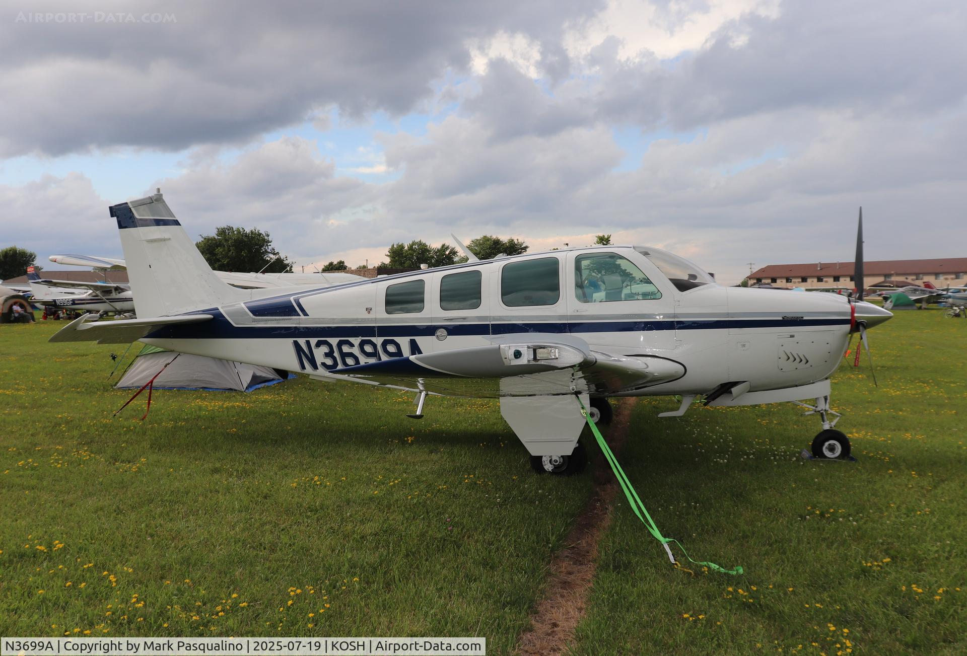 N3699A, 1979 Beech A36 Bonanza 36 C/N E-1621, Beech A36