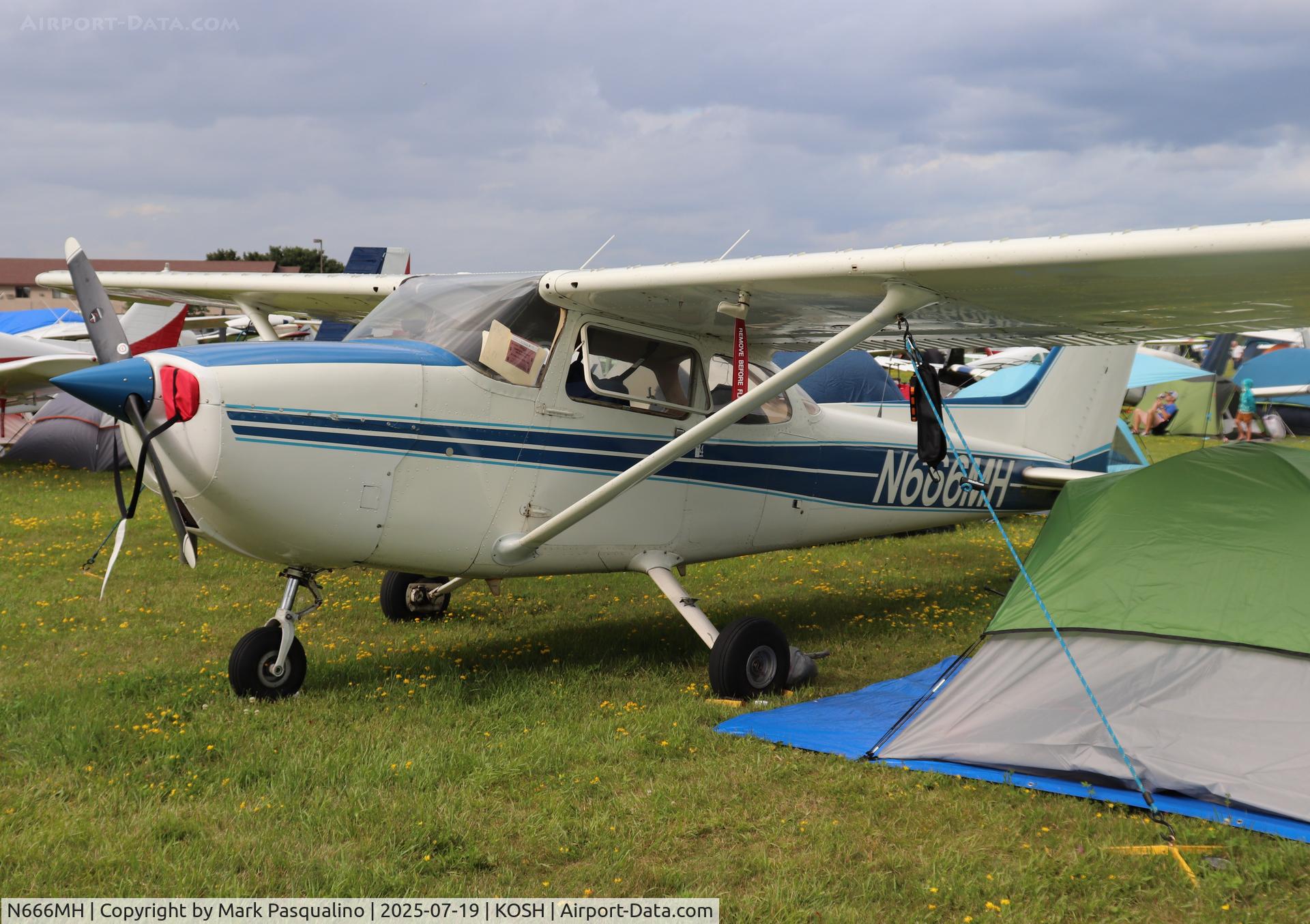 N666MH, 1975 Cessna 172M C/N 17266101, Cessna 172M