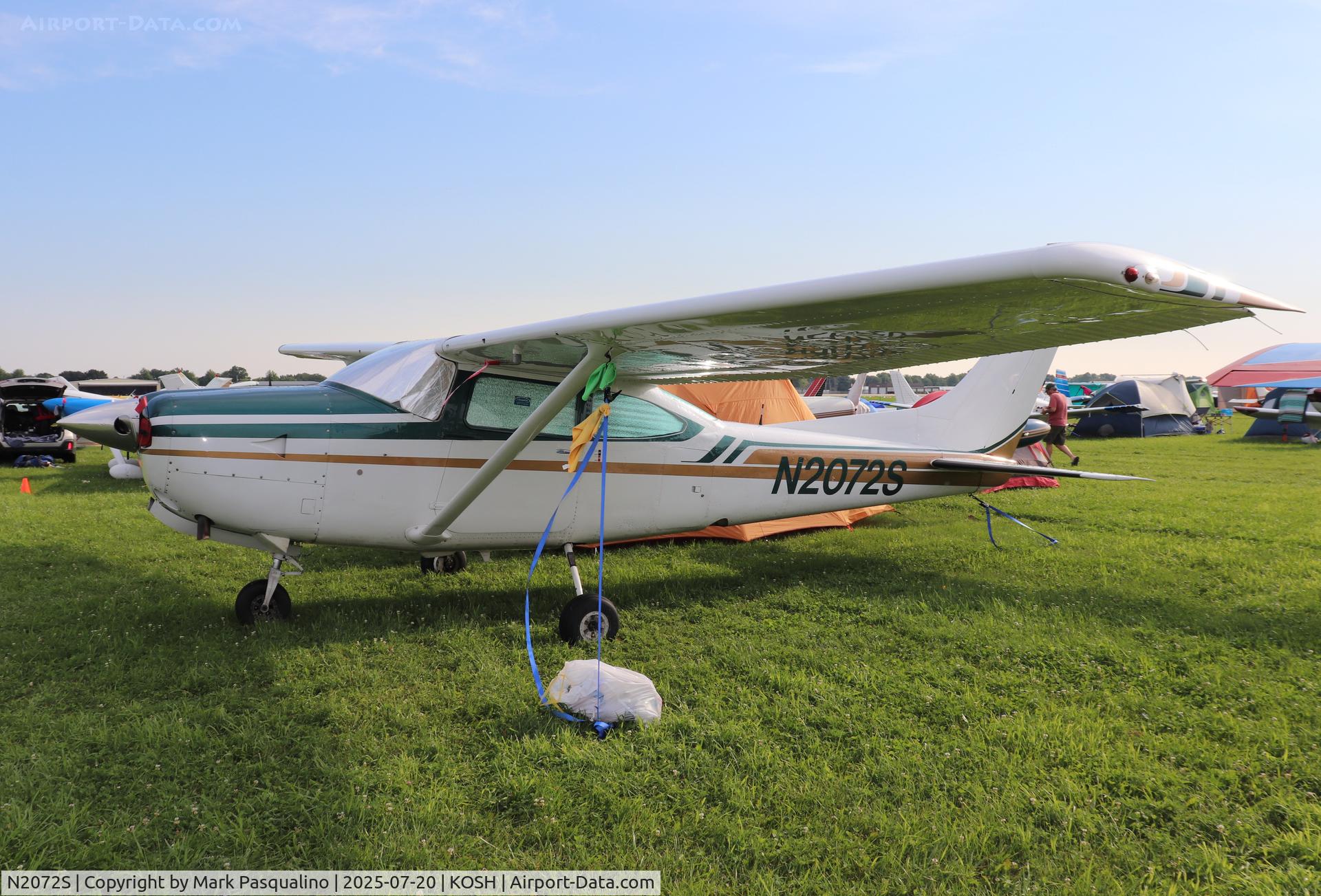 N2072S, 1979 Cessna TR182 Turbo Skylane RG C/N R18201298, Cessna TR182