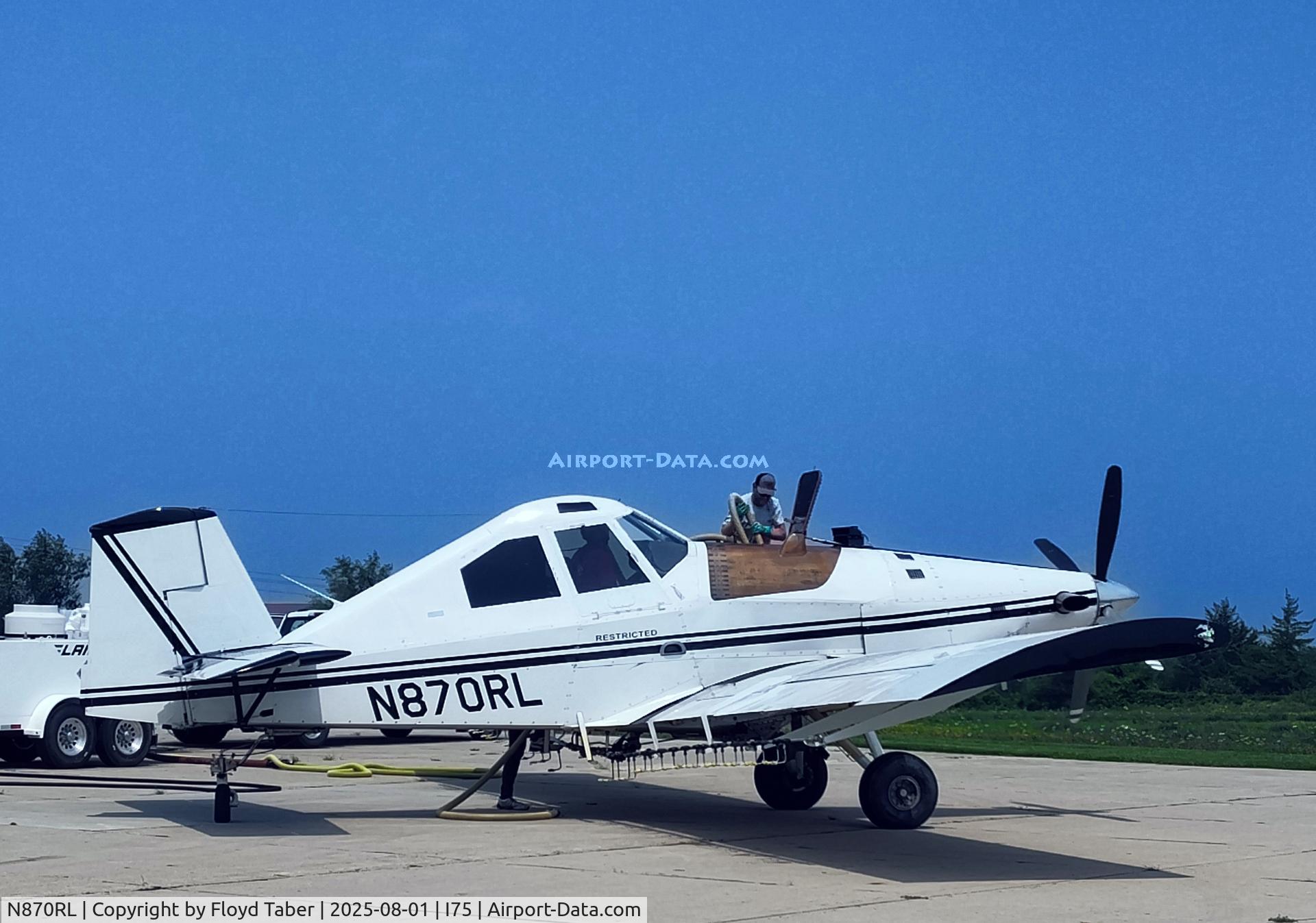 N870RL, 1989 Ayres Corporation S2R-T34 C/N T34-114DC, Crop dusting in Clarke County owa