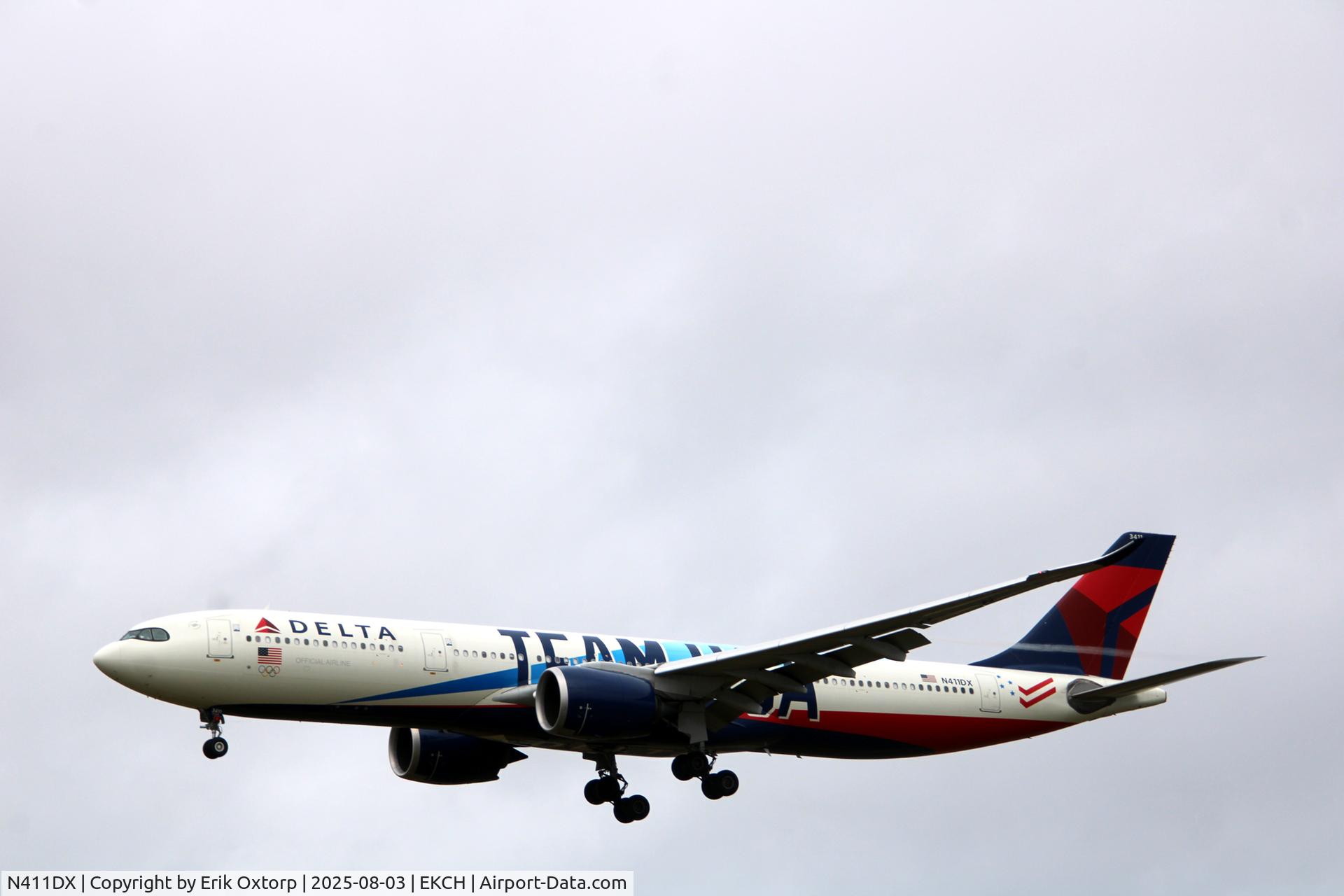 N411DX, 2021 Airbus A330-941 C/N 1991, N411DX landing rw 22L