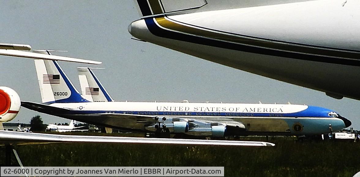 62-6000, 1962 Boeing VC-137C (707-353B) C/N 18461, ex-slide