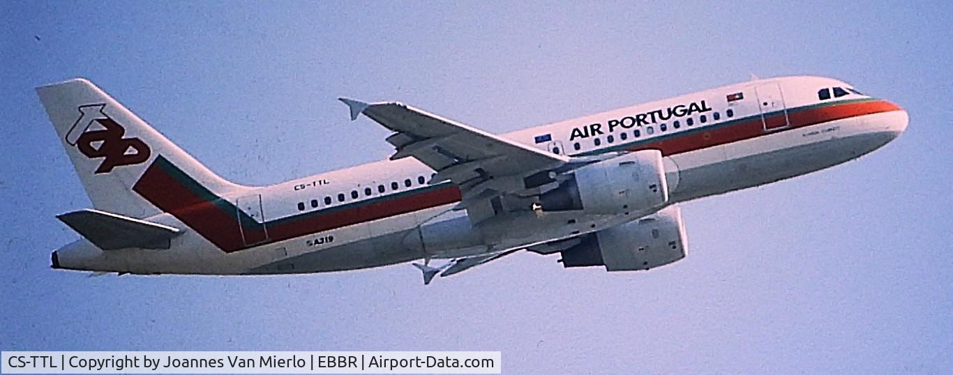 CS-TTL, 1999 Airbus A319-111 C/N 1100, T/O BRU 25R ex-slide
