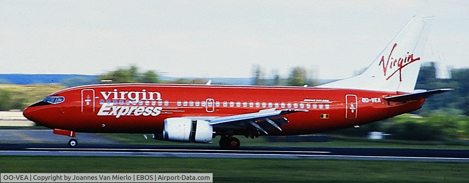 OO-VEA, 1996 Boeing 737-36M C/N 28332, ex-slide