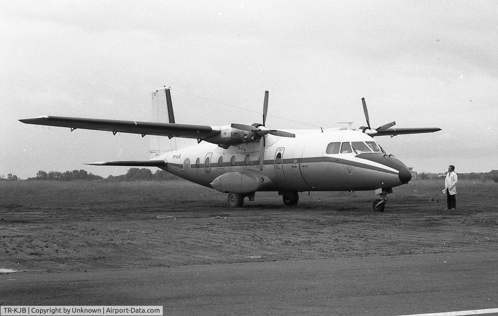 TR-KJB, 1971 Aerospatiale N-262C-62 Fregate C/N 90, Photo taken in Rennes airport sometime in the late 70s