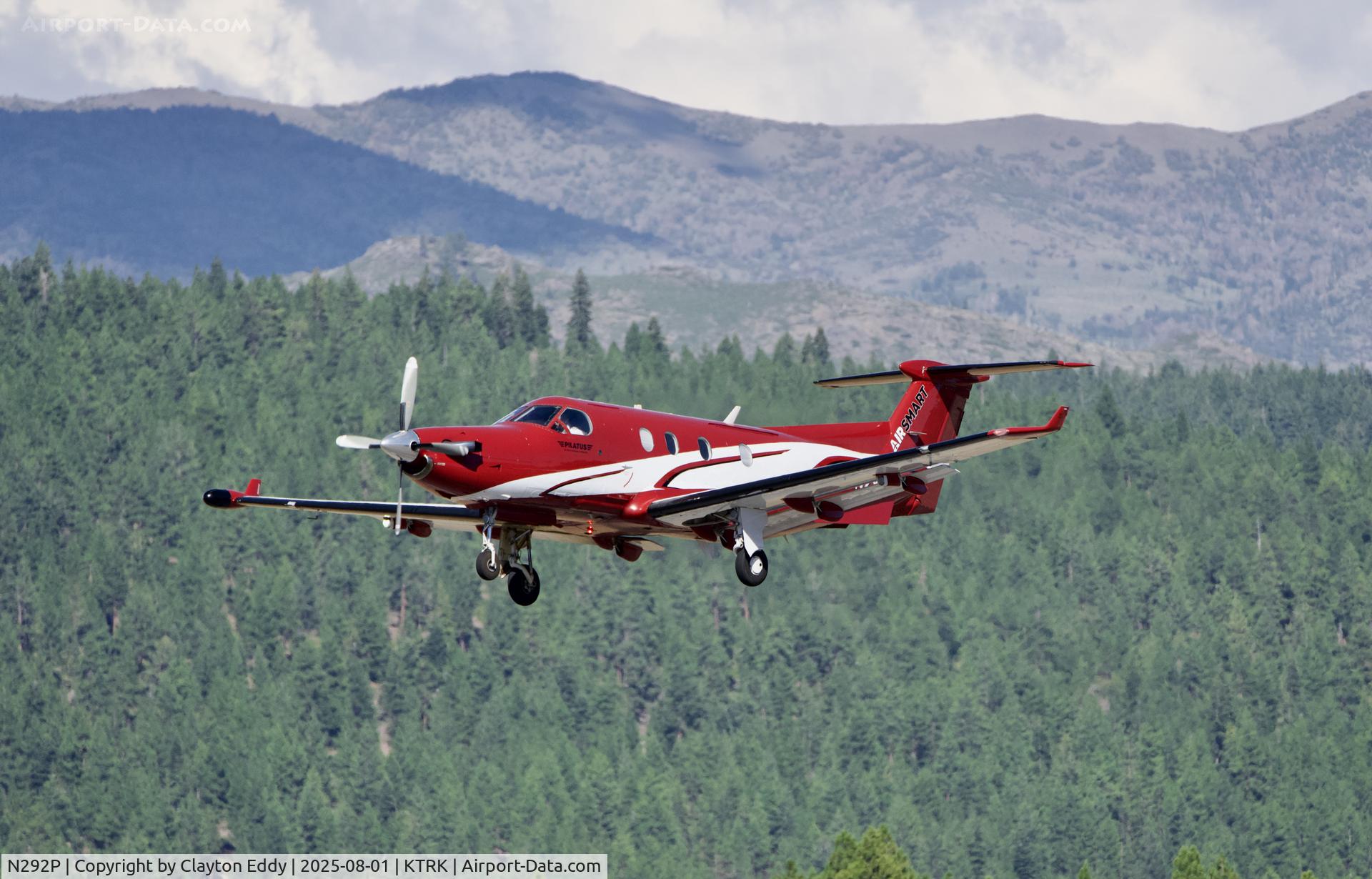 N292P, 2005 Pilatus PC-12/45 C/N 630, Truckee Tahoe airport in California 2025