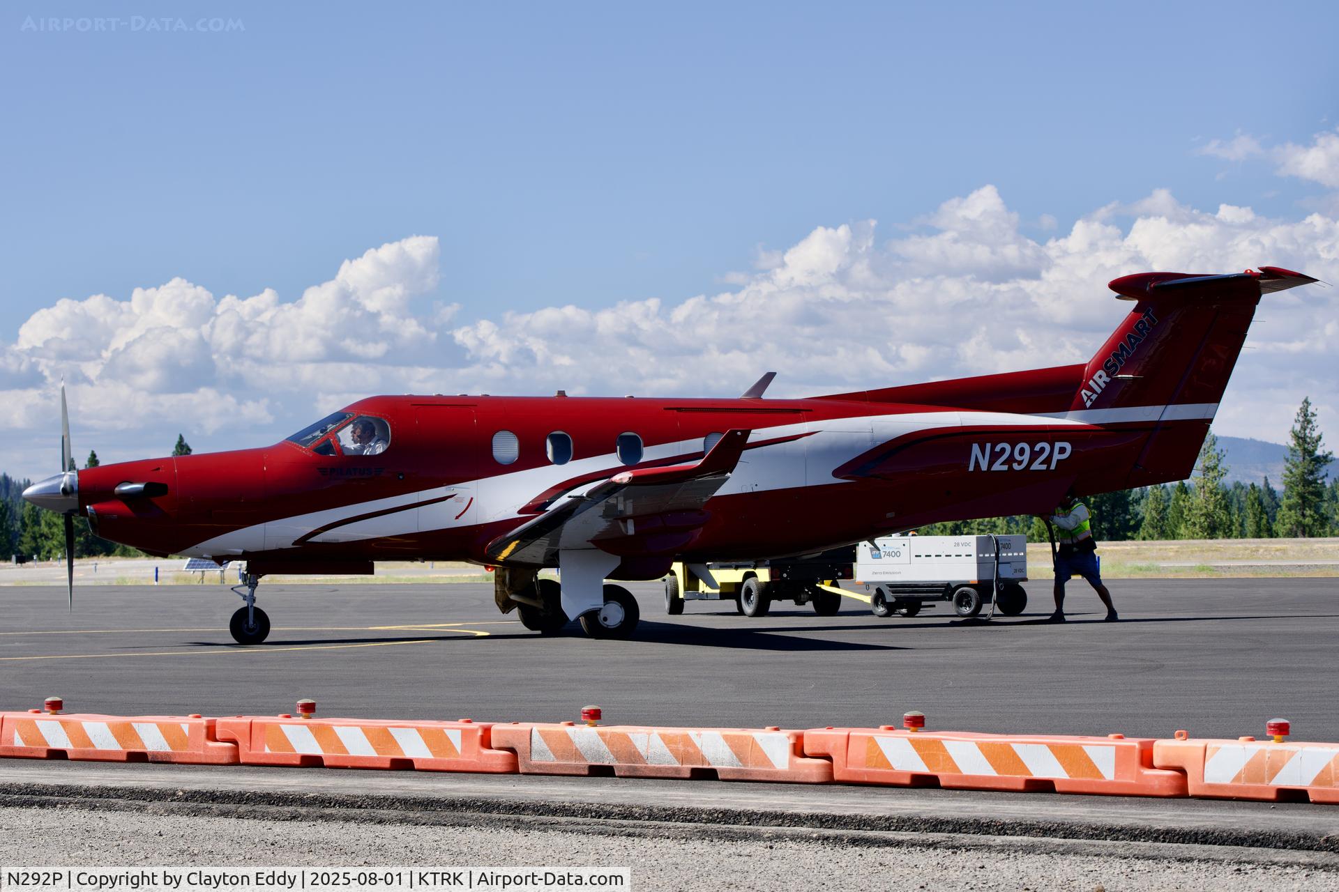 N292P, 2005 Pilatus PC-12/45 C/N 630, Truckee Tahoe airport in California 2025