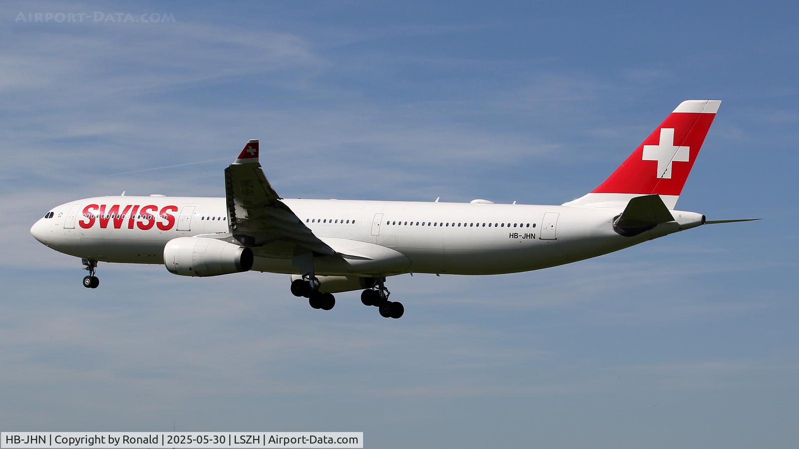 HB-JHN, 2013 Airbus A330-343X C/N 1403, at zrh