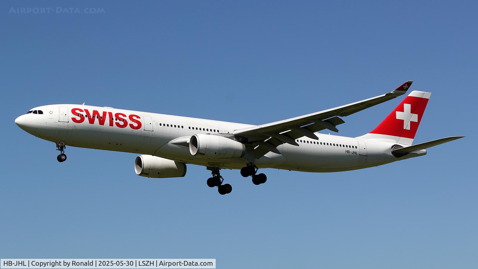 HB-JHL, 2011 Airbus A330-343X C/N 1290, at zrh