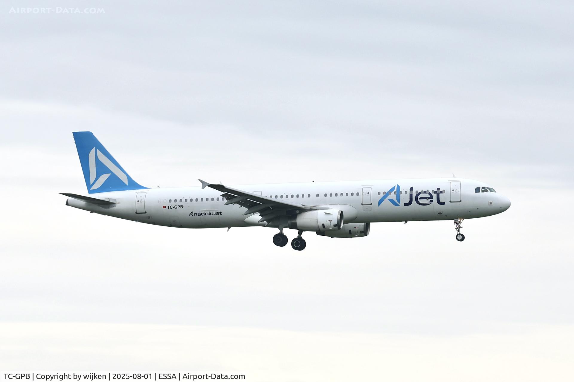 TC-GPB, 2008 Airbus A321-232 C/N 3527, Rwy 01L