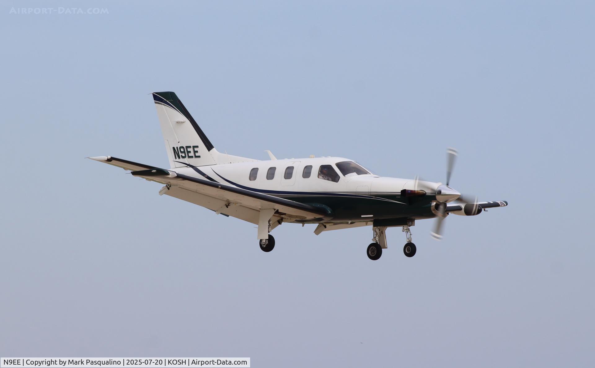 N9EE, 2003 Socata TBM-700 C/N 286, Socata TBM 700