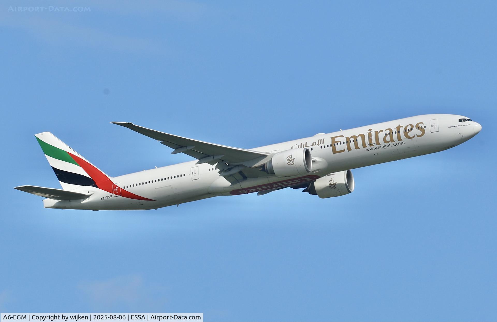 A6-EGM, 2012 Boeing 777-31H/ER C/N 41073, Rwy 19R