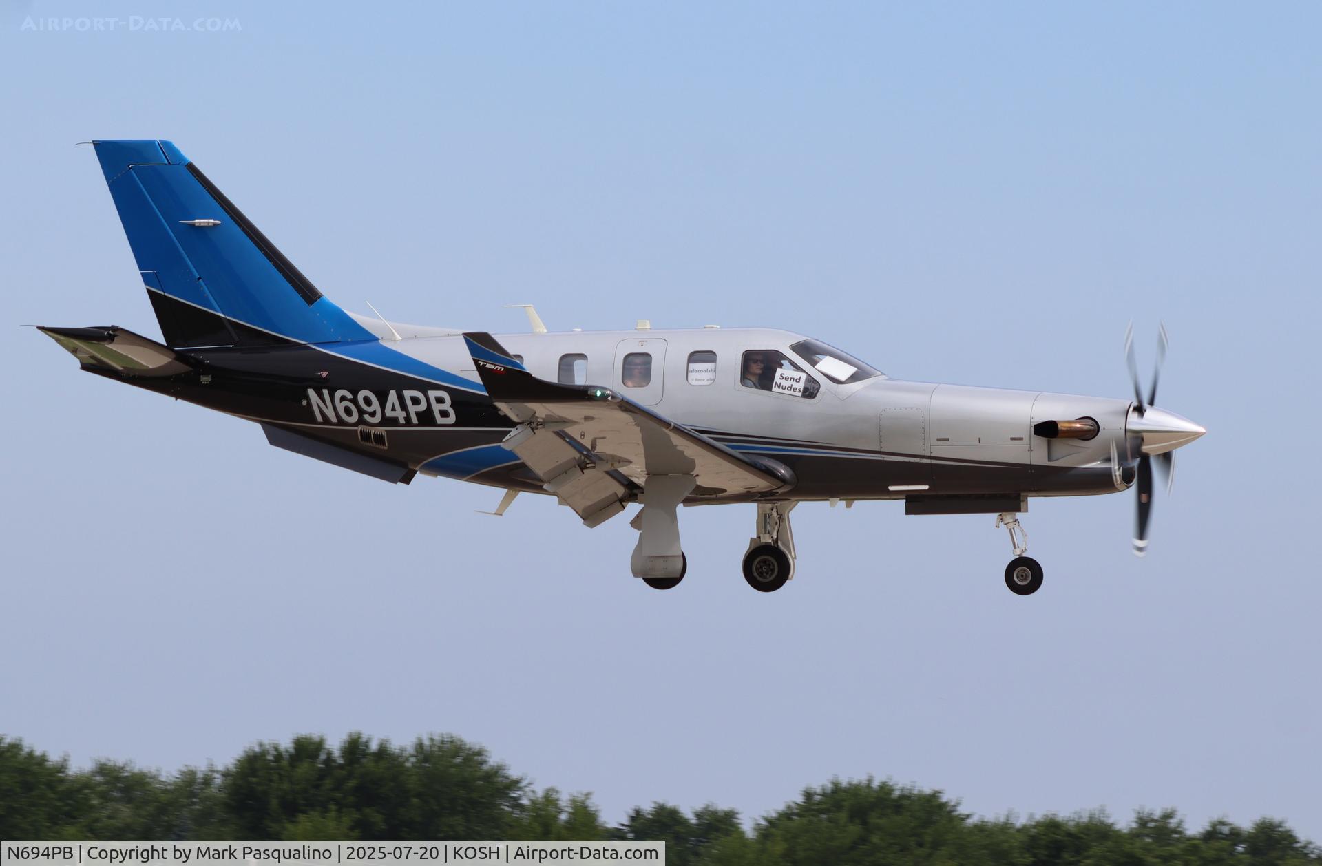 N694PB, 2014 Socata TBM-700 C/N 1043, Socata TBM-900