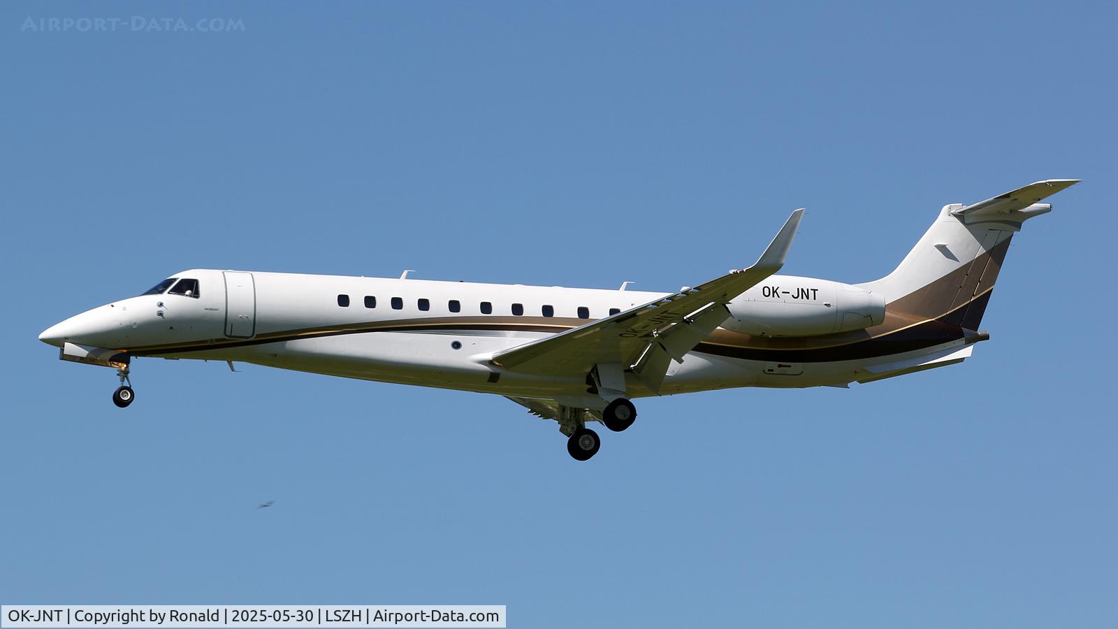 OK-JNT, 2009 Embraer EMB-135BJ Legacy 600 C/N 14501087, at zrh