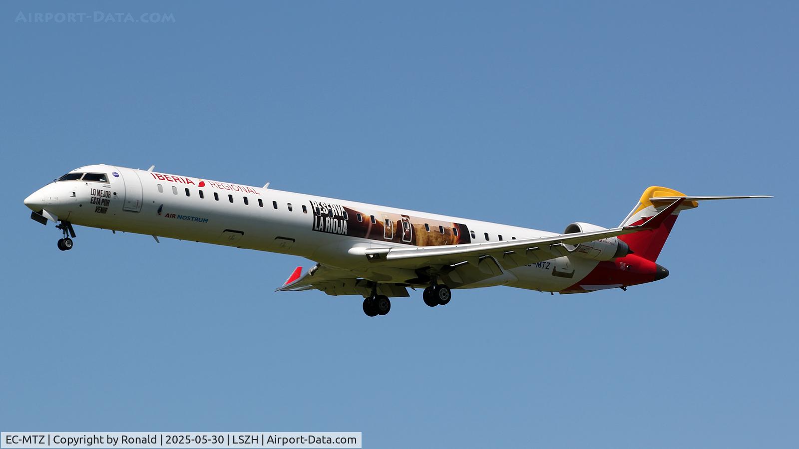 EC-MTZ, 2018 Bombardier CRJ-1000 (CL-600-2E25) C/N 19060, at zrh