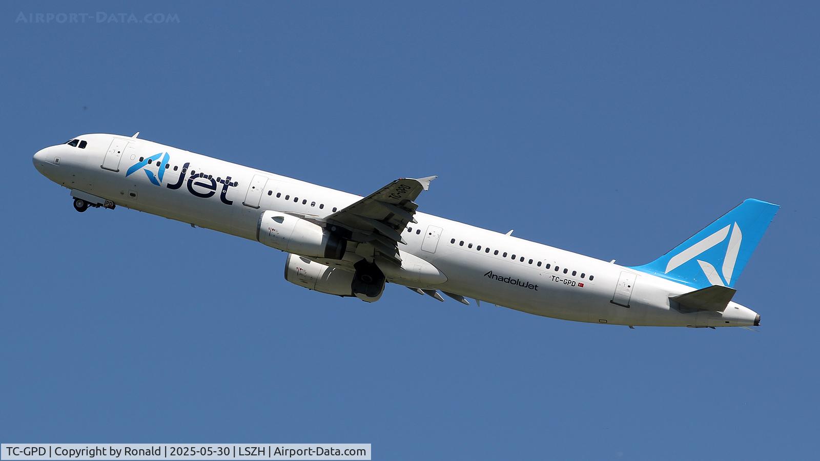TC-GPD, Airbus A321-231 C/N 03322, at zrh