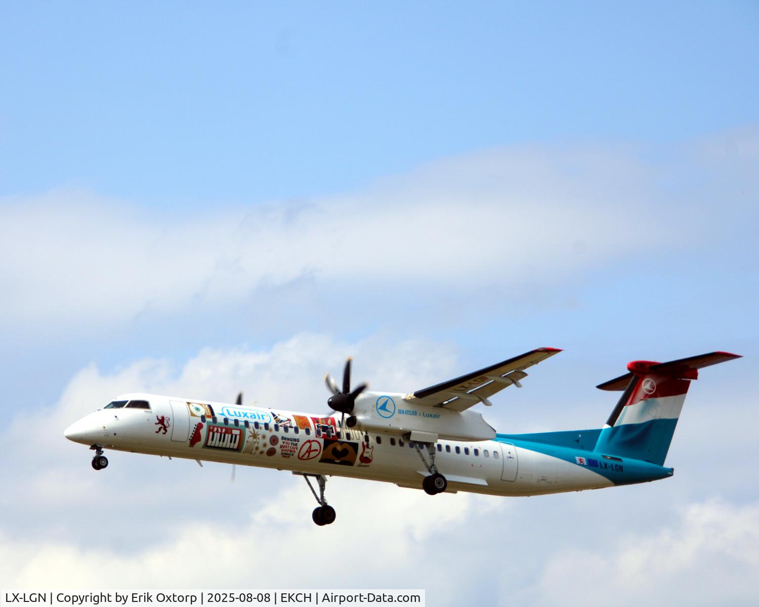 LX-LGN, 2012 De Havilland Canada DHC-8-402Q Dash 8 C/N 4426, LX-LGN landing rw 22L