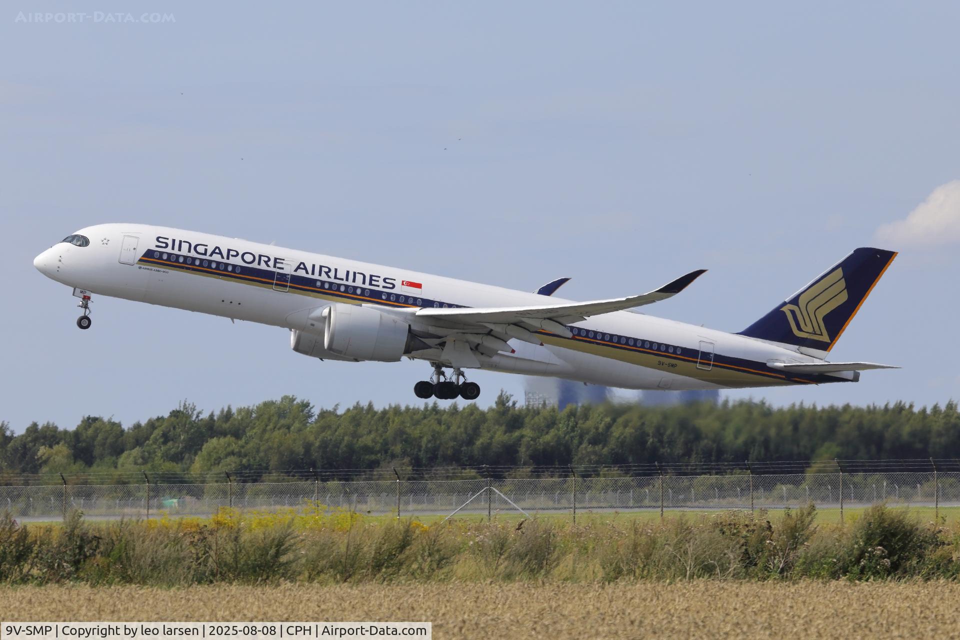 9V-SMP, 2017 Airbus A350-941 C/N 122, Copenhagen 8.8.2025
