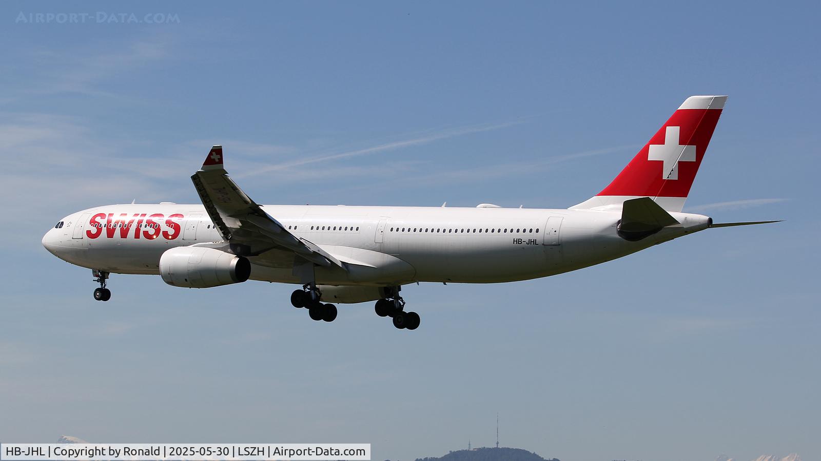 HB-JHL, 2011 Airbus A330-343X C/N 1290, at zrh