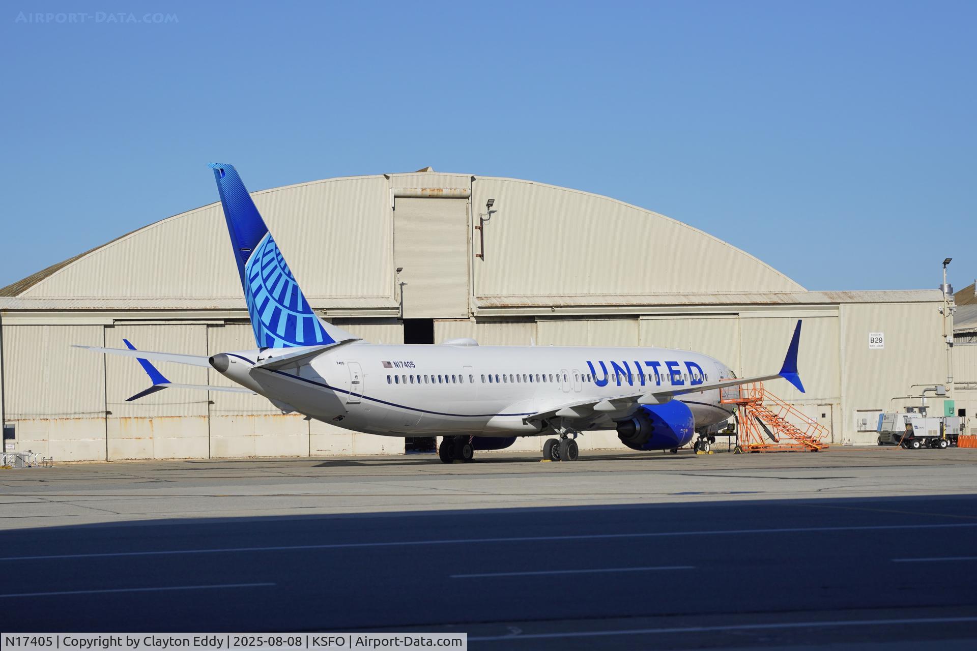 N17405, 2025 Boeing 737 MAX 9 C/N 67647, SFO 2025