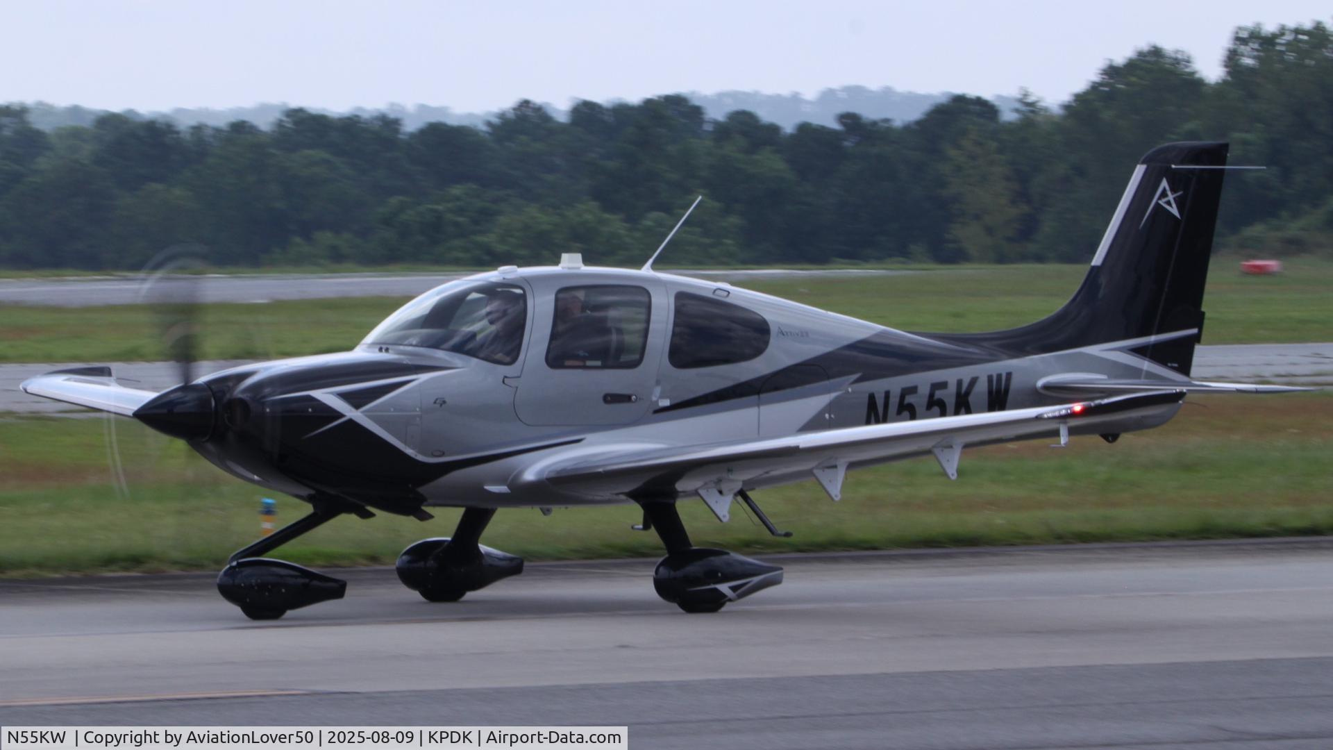 N6867Z, 1981 Cessna 421C Golden Eagle C/N 421C1090, SR22T