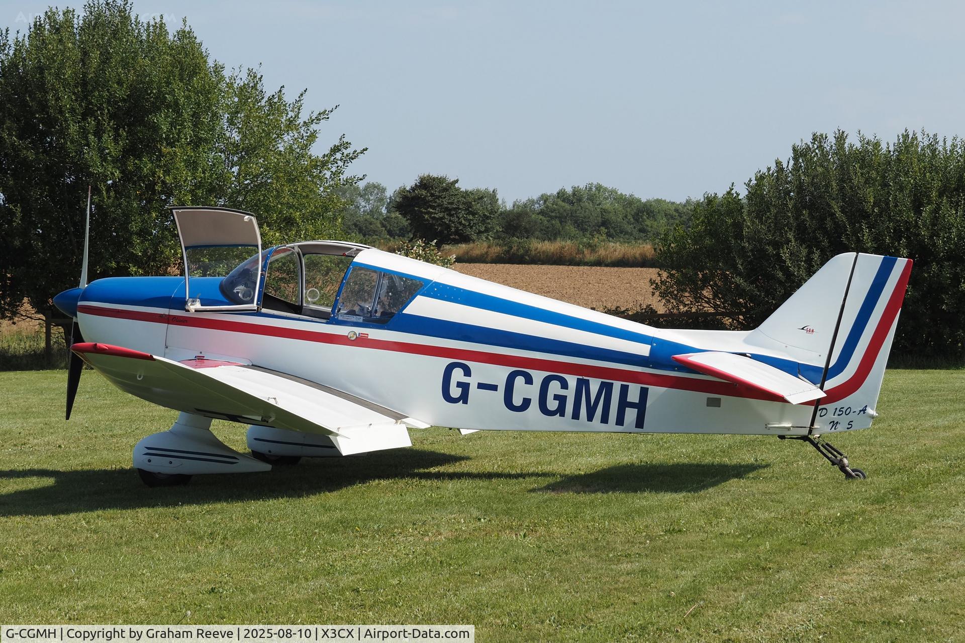 G-CGMH, 1963 SAN Jodel D-150A Mascaret C/N 05, Parked at Northrepps