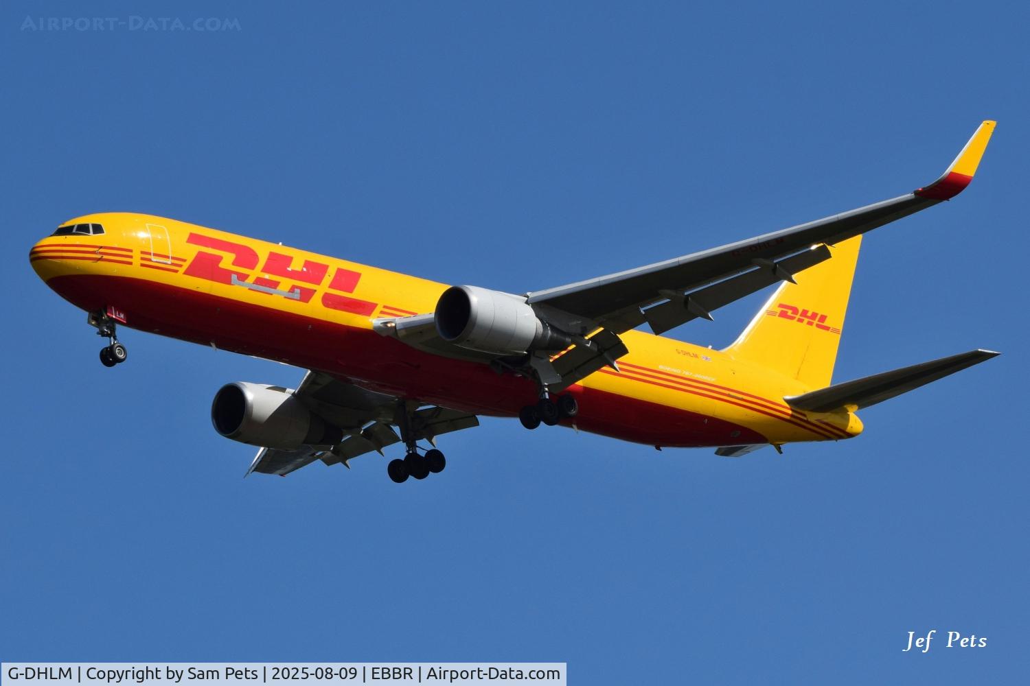 G-DHLM, 1995 Boeing 767-324/ER C/N 27392, Landing at Brussels Airport.